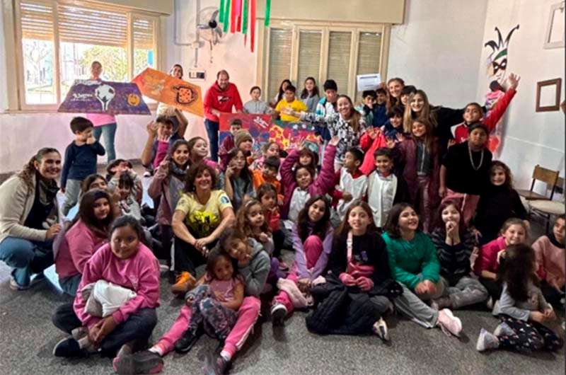 Estudiantes intervinieron sus rampas con un enfoque inclusivo y artístico