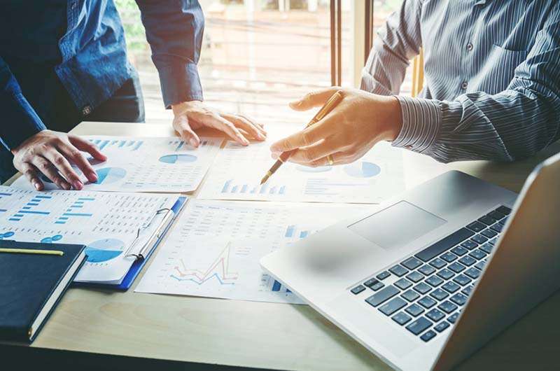 Cómo reestructurar tu empresa y no morir en el intento