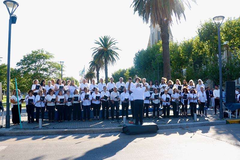 Bolívar celebró su 148° aniversario con la presentación oficial de la bandera