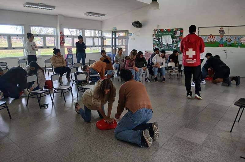 RCP y primeros auxilios en instituciones educativas