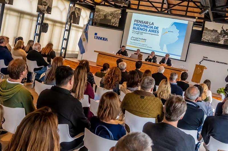 Presentación del libro “Junín, capital de los bonaerenses”
